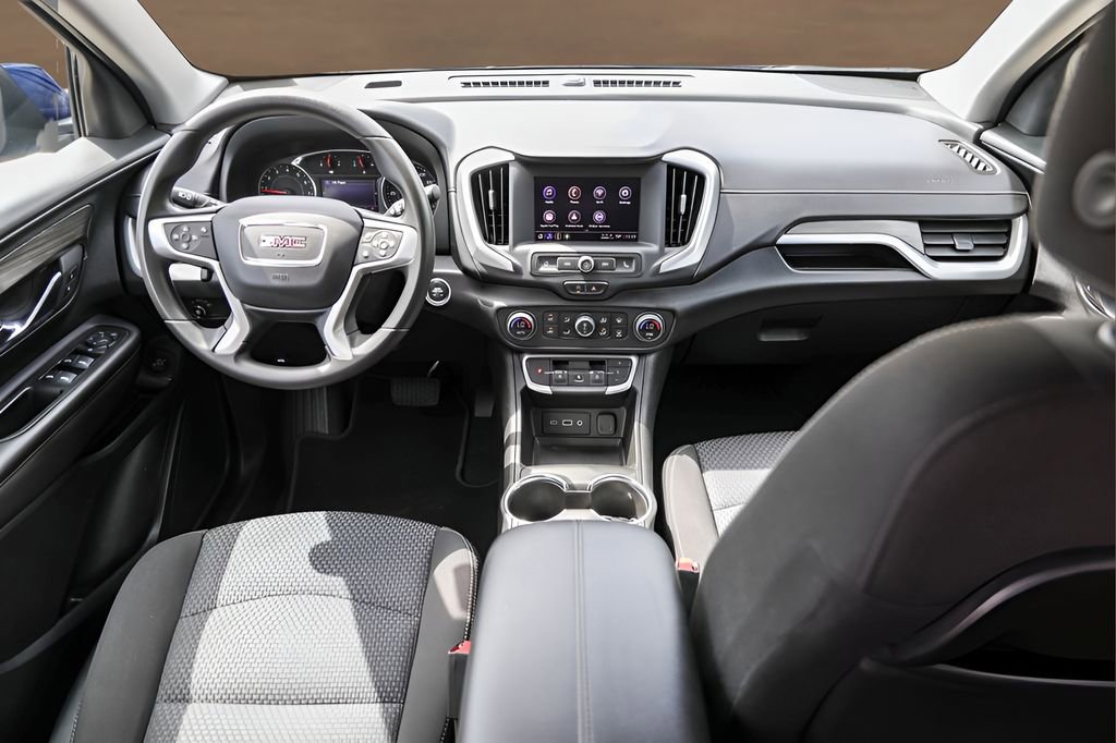 Used 2022 GMC Terrain SLE w/ Driver Convenience Package FWD image 25