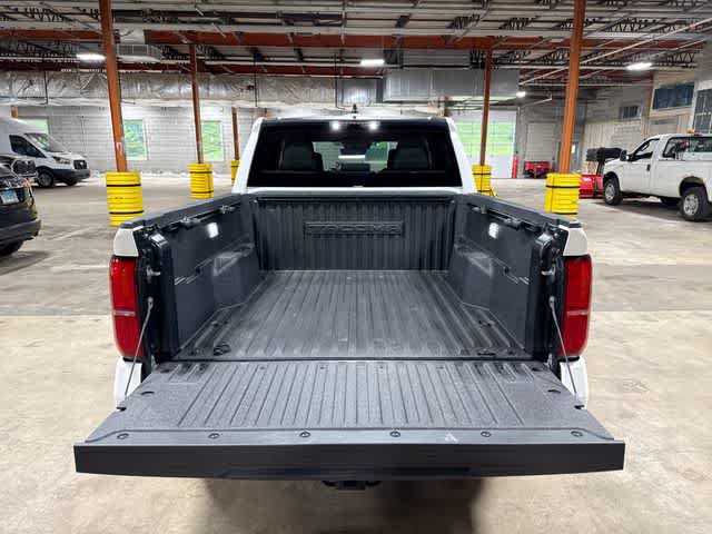 Used 2026 Toyota Tacoma SR5 AWD/4WD image 11