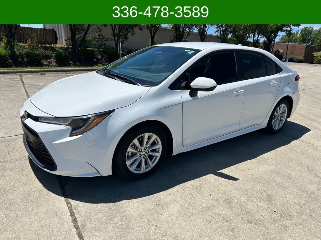 Used 2024 Toyota Corolla LE w/ LE Convenience Package FWD 360° Tour