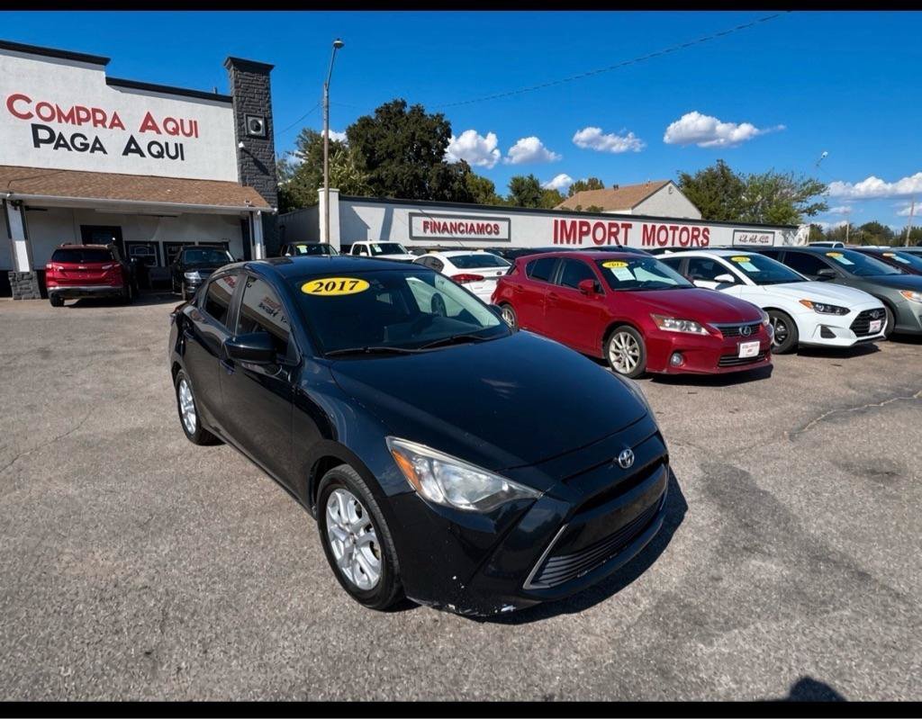 Used 2017 Toyota Yaris iA FWD image 3