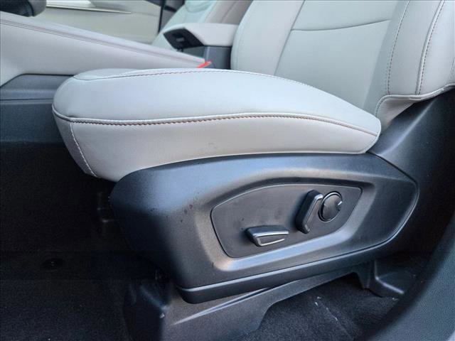 New 2026 Ford Explorer Active w/ Active Comfort Package image 4