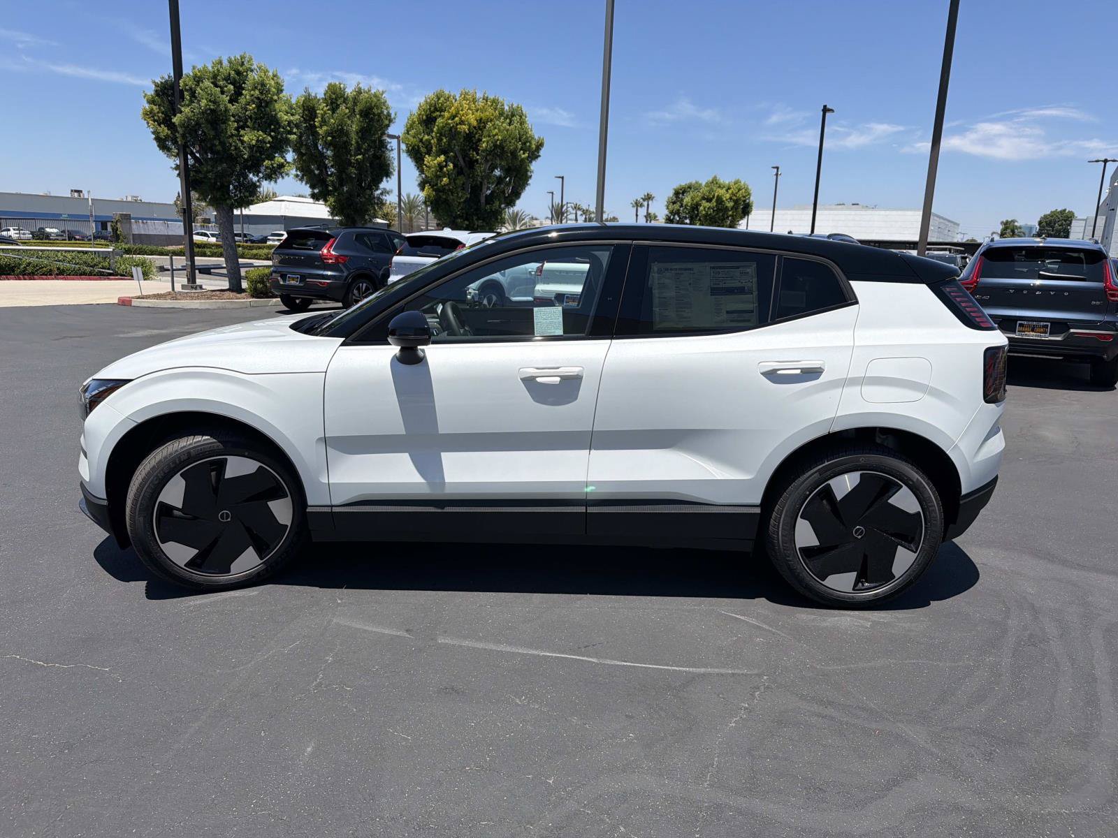 New 2026 Volvo EX30 Plus w/ Protection Package AWD/4WD image 4