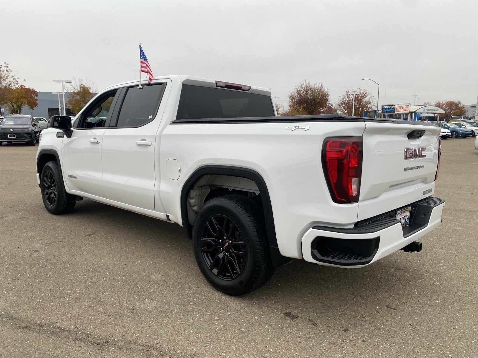 Used 2023 GMC Sierra 1500 Elevation image 6