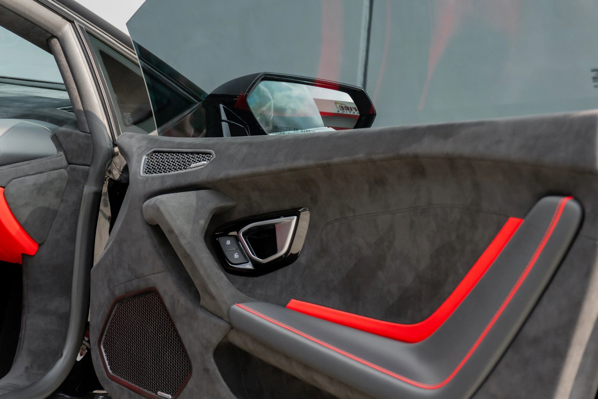 Used 2024 Lamborghini Huracan Tecnica image 57