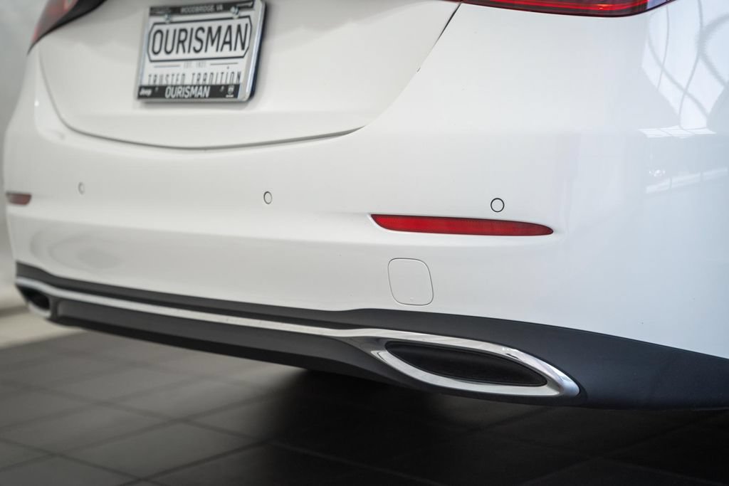 Used 2025 Mercedes-Benz C 300 4MATIC Sedan image 10