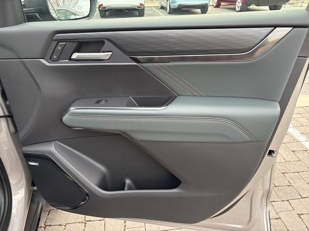 New 2026 GMC Acadia AT4 w/ Luxury Package image 47