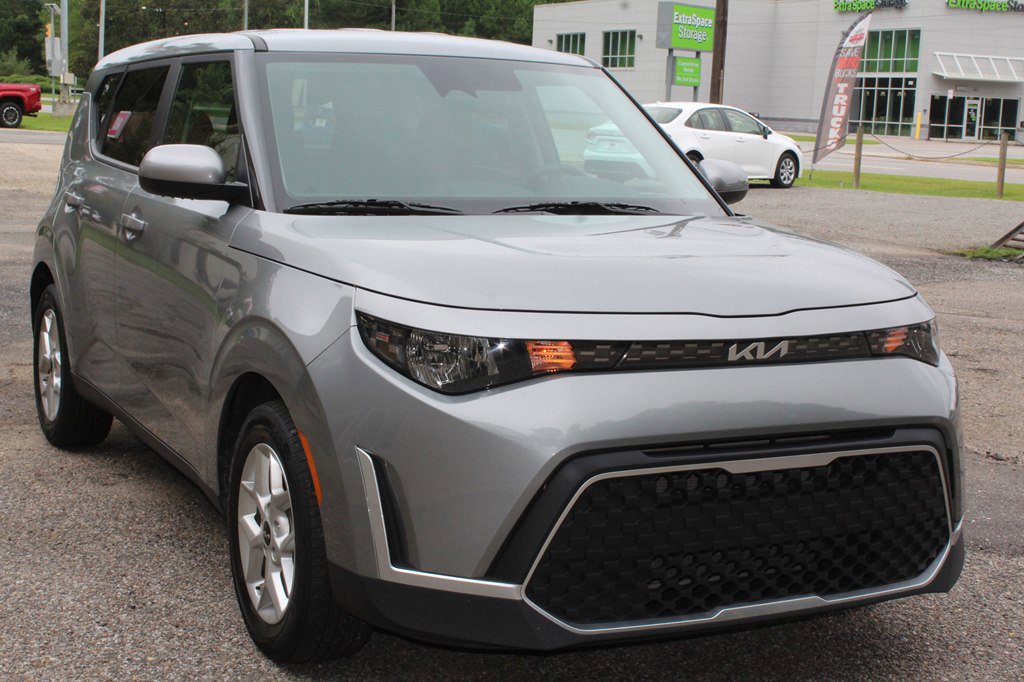 Used 2024 Kia Soul LX w/ Option Group 015 image 9