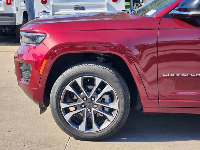 Used 2023 Jeep Grand Cherokee Overland w/ Luxury Tech Group IV image 8