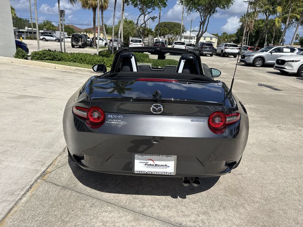 New 2026 MAZDA MX-5 Miata Grand Touring RWD image 2