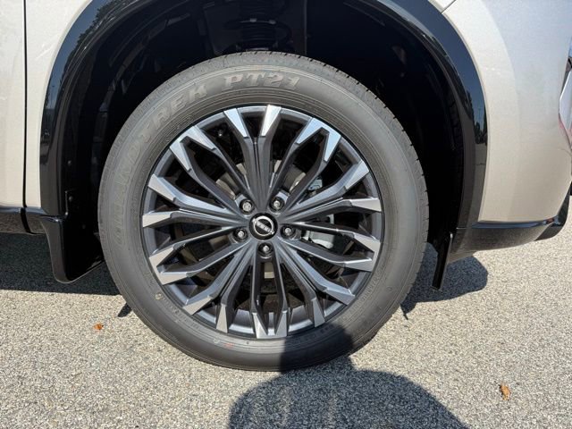 New 2026 Nissan Rogue Platinum image 11