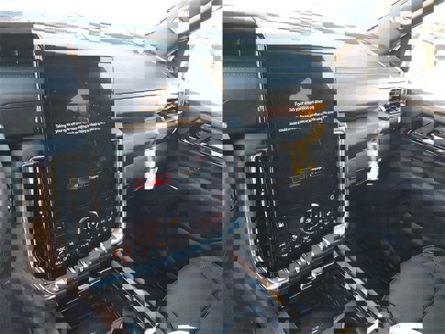 New 2025 GMC Yukon XL Denali w/ Denali Reserve Package image 26