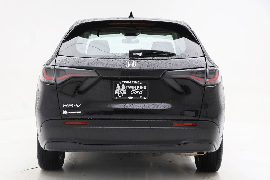 Used 2025 Honda HR-V LX image 8
