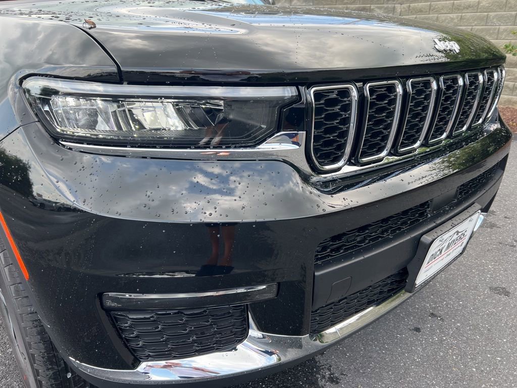 New 2025 Jeep Grand Cherokee L Limited image 5