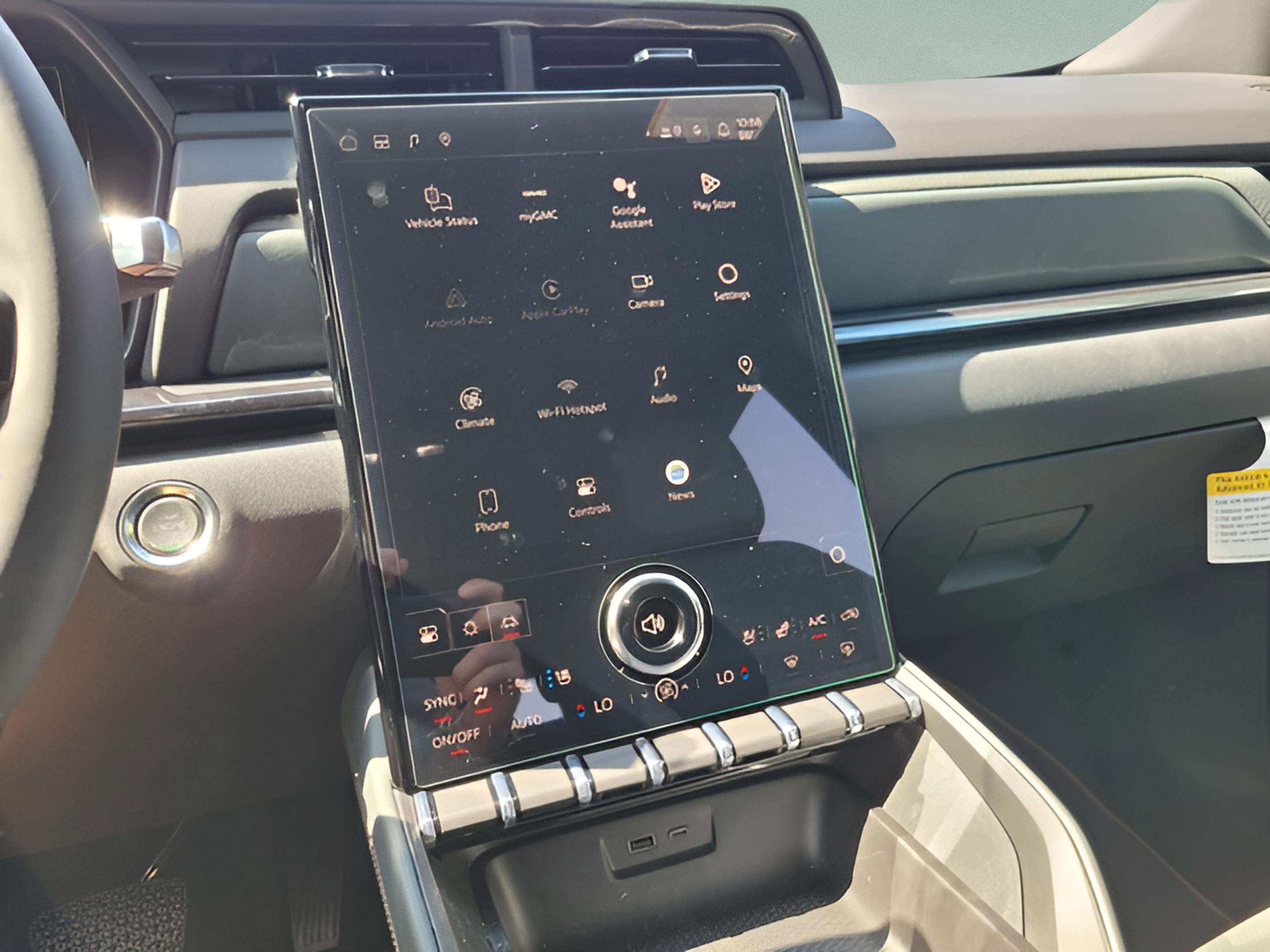 New 2026 GMC Terrain AT4 w/ Convenience Package III image 31