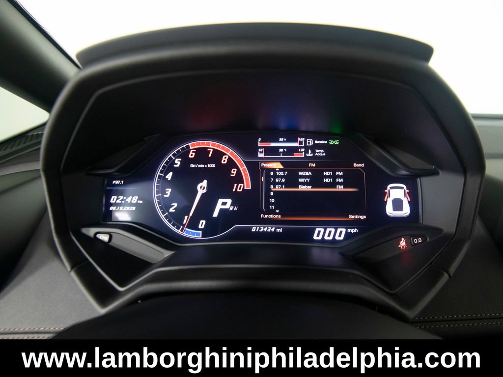 Used 2015 Lamborghini Huracan LP 610-4 AWD/4WD image 17