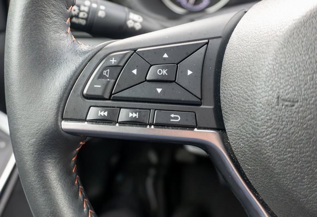 Certified 2023 Nissan Sentra SR FWD image 23