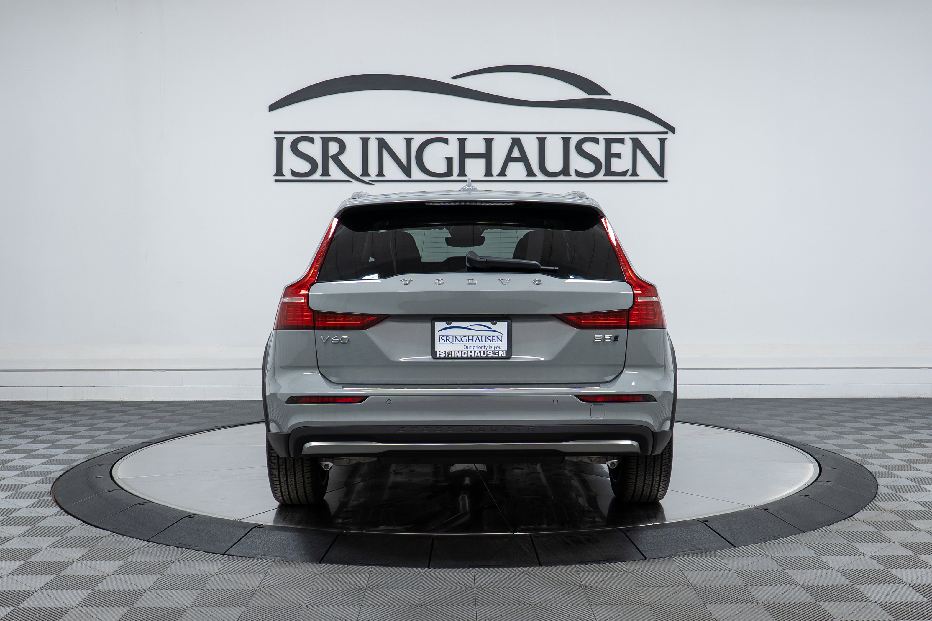 New 2026 Volvo V60 B5 Cross Country Plus w/ Climate Package image 6