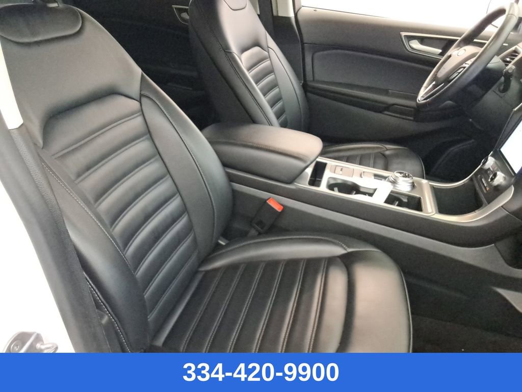 Used 2024 Ford Edge SEL image 16