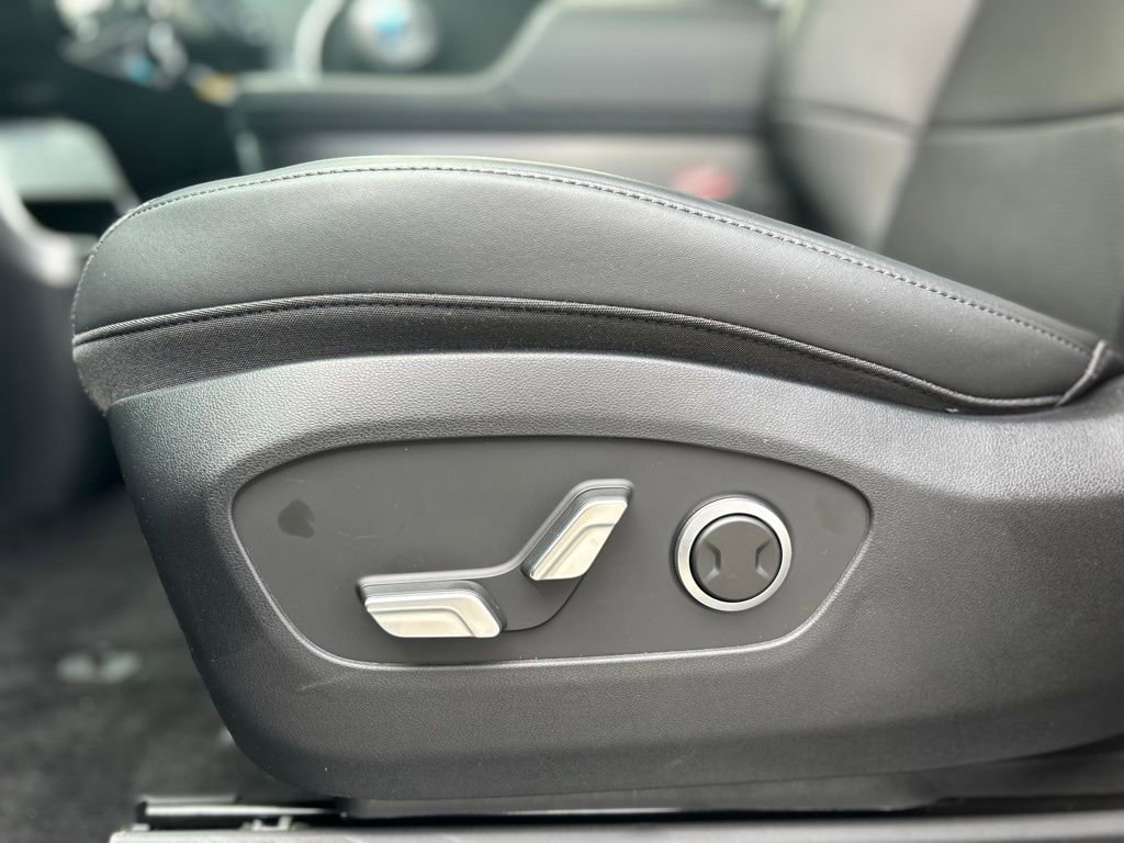 New 2026 Hyundai Ioniq 9 SEL image 12