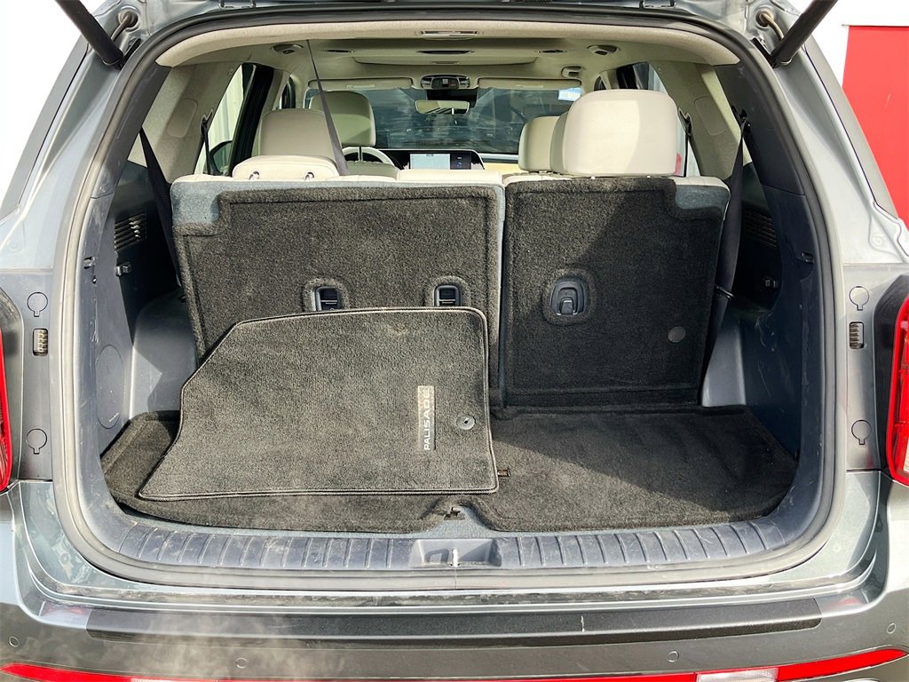 Used 2023 Hyundai Palisade Limited w/ Cargo Package image 29