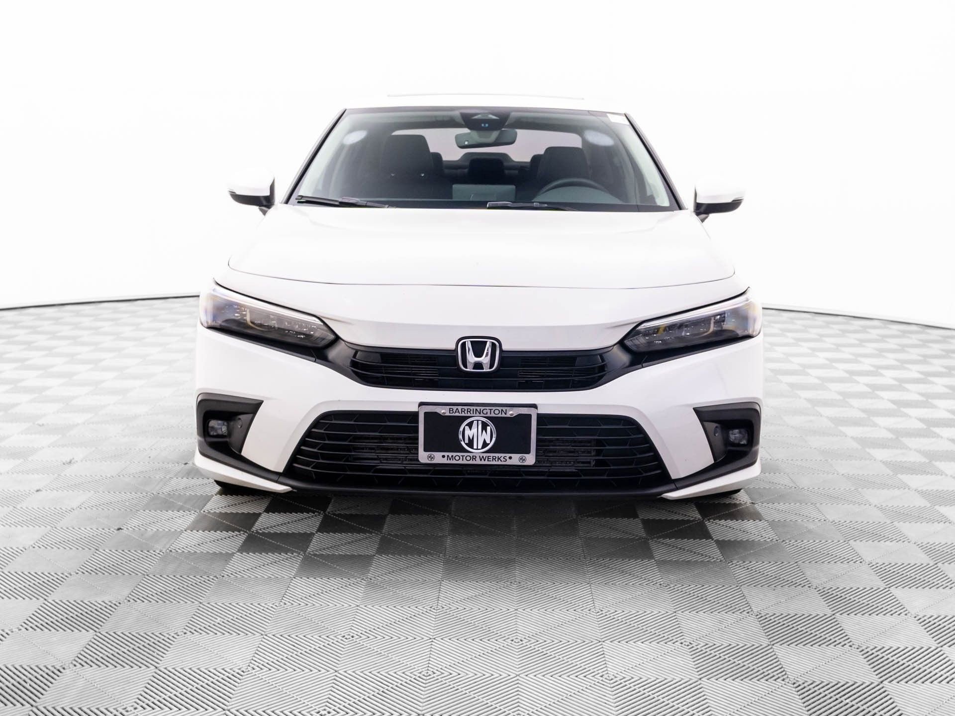Used 2023 Honda Civic Touring image 9