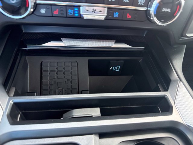 Used 2024 Ford F250 Platinum AWD/4WD image 32