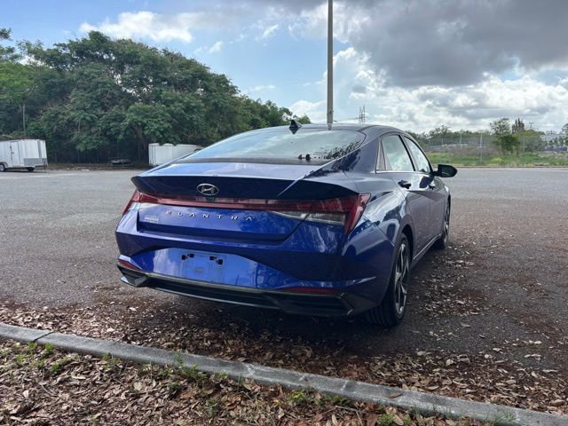 Used 2021 Hyundai Elantra SEL w/ Convenience + Premium Package FWD image 3