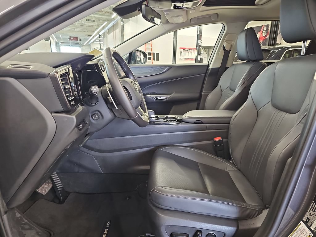 Used 2025 Lexus NX 250 AWD w/ Accessory Package (2T) image 10