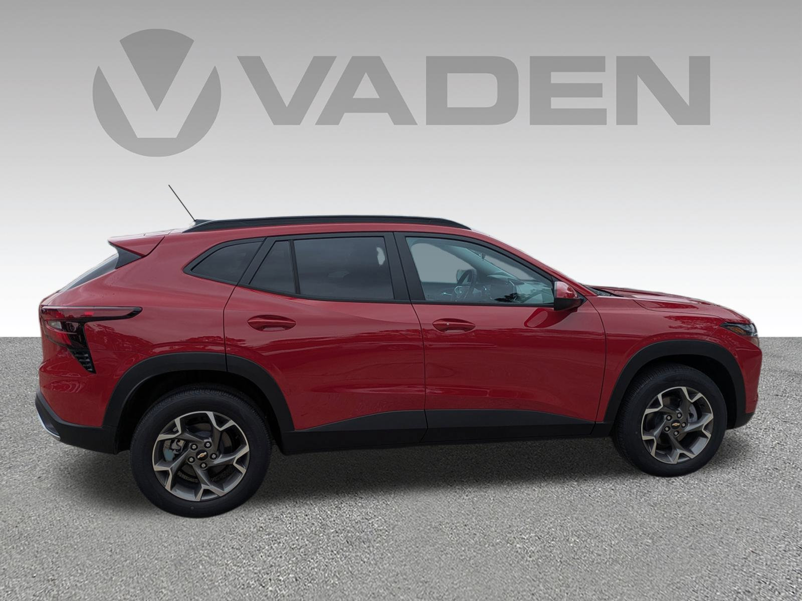 New 2026 Chevrolet Trax LT w/ Driver Confidence Package FWD image 24