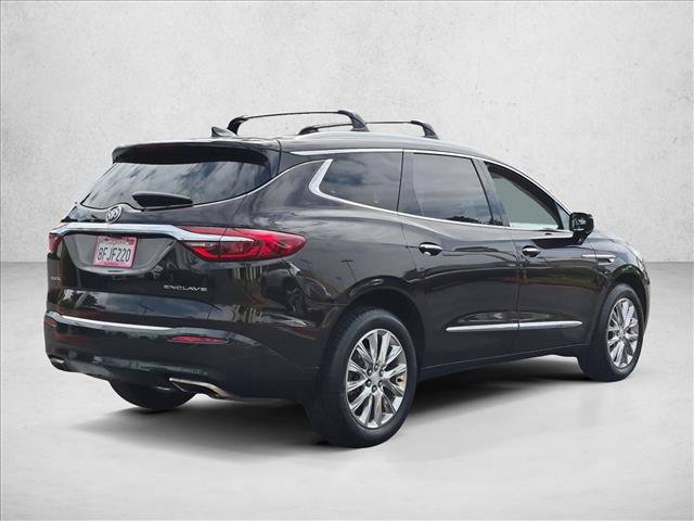 Used 2018 Buick Enclave Premium w/ Experience Buick Package FWD image 5