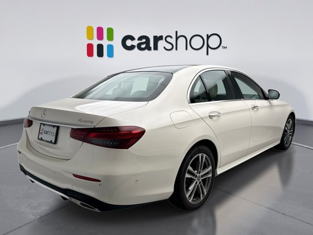 Used 2022 Mercedes-Benz E 350 4MATIC Sedan image 5