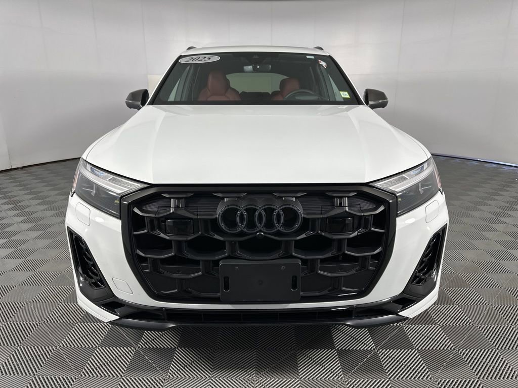 Used 2025 Audi SQ7 Prestige AWD/4WD image 7