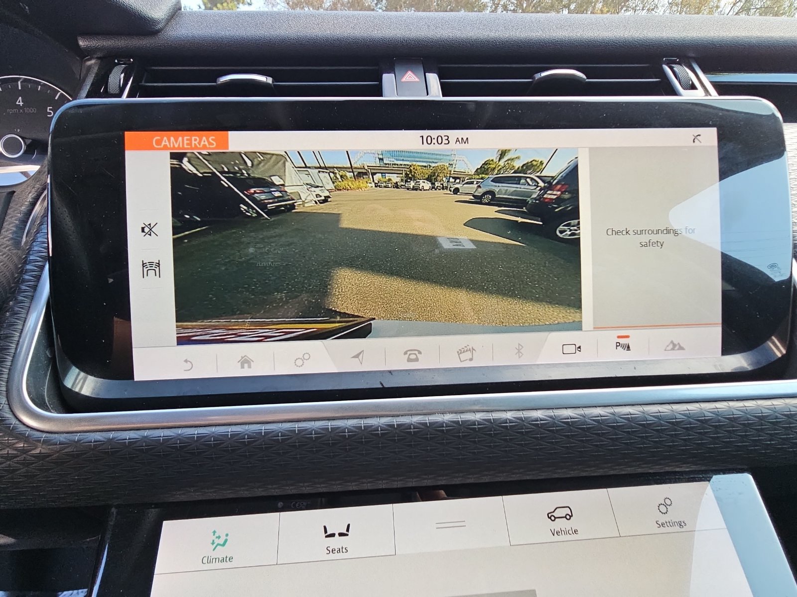 Used 2020 Land Rover Range Rover Velar S AWD/4WD image 22
