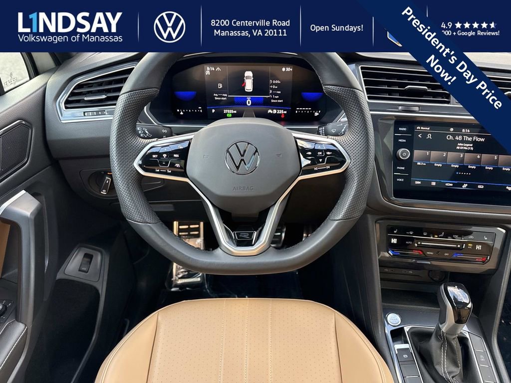 Used 2024 Volkswagen Tiguan SE R-Line image 12