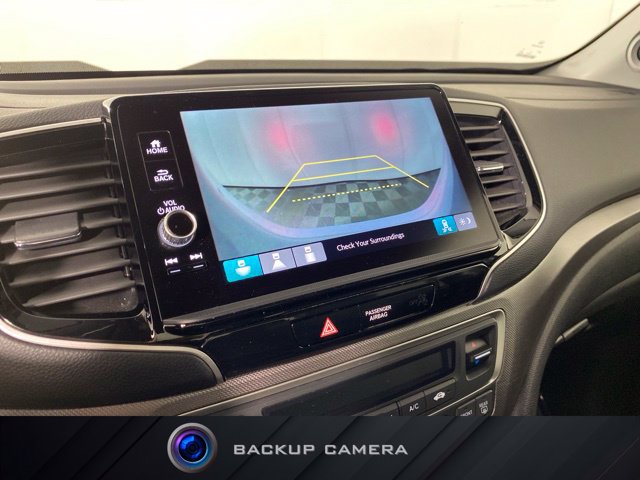 Used 2025 Honda Ridgeline Sport image 3