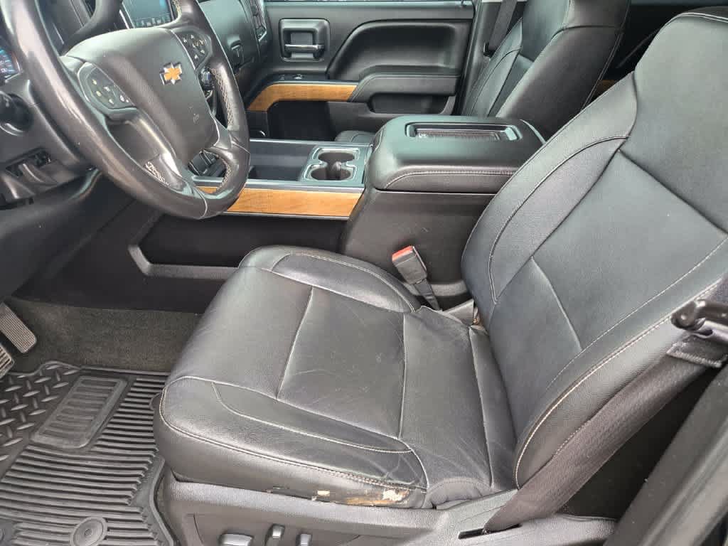 Used 2017 Chevrolet Silverado 2500 LTZ w/ Duramax Plus Package AWD/4WD image 17