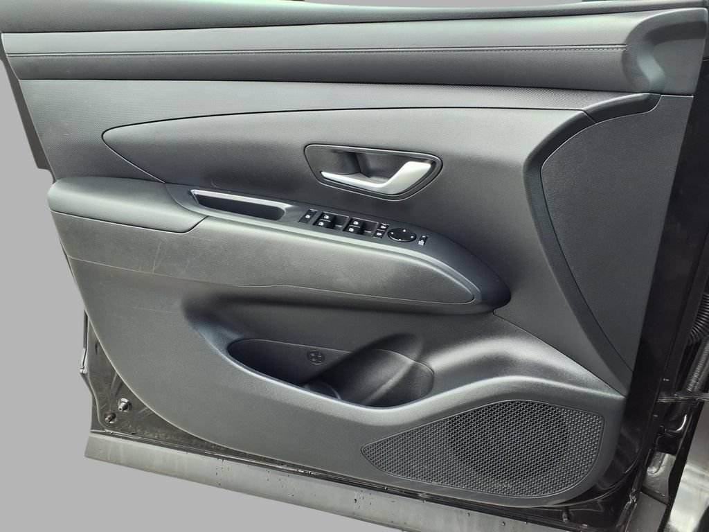 Used 2026 Hyundai Tucson SEL FWD image 18