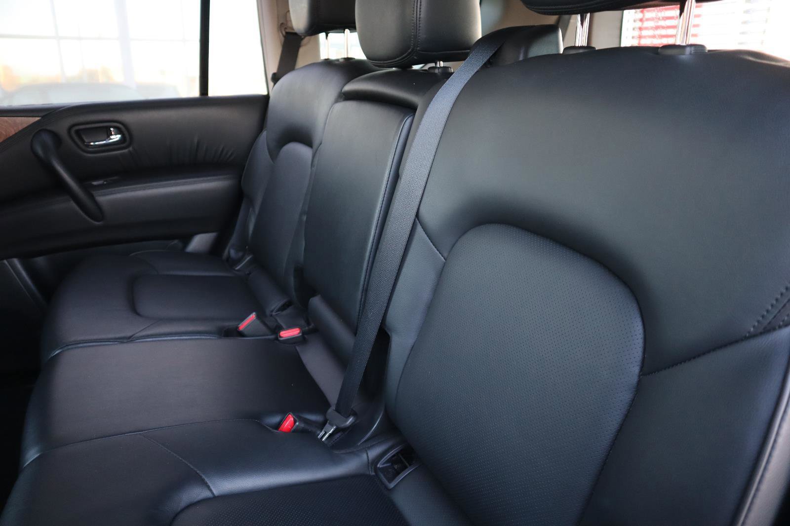 Used 2022 Nissan Armada SL image 43