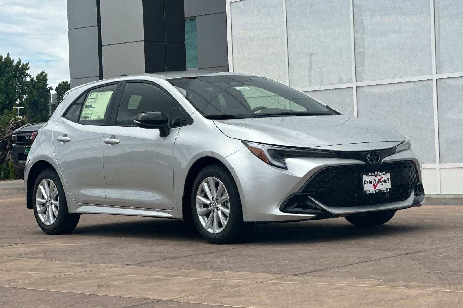 New 2026 Toyota Corolla SE FWD image 2