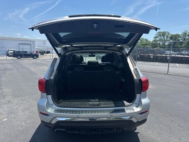 Used 2019 Nissan Pathfinder Platinum FWD image 5