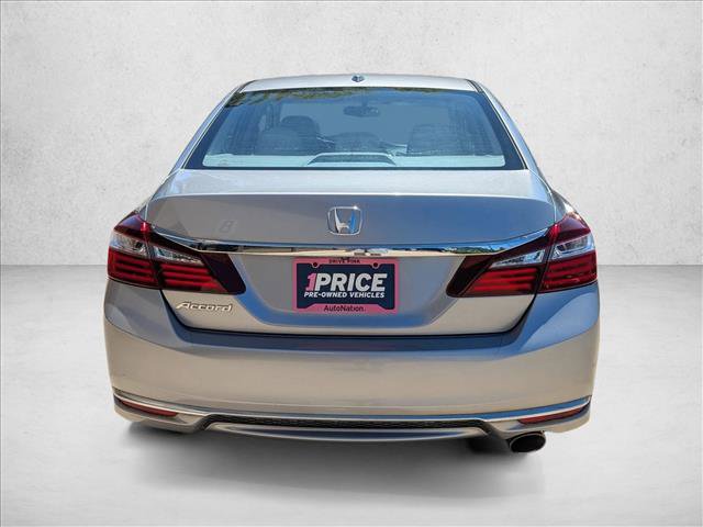 Used 2017 Honda Accord EX-L image 7