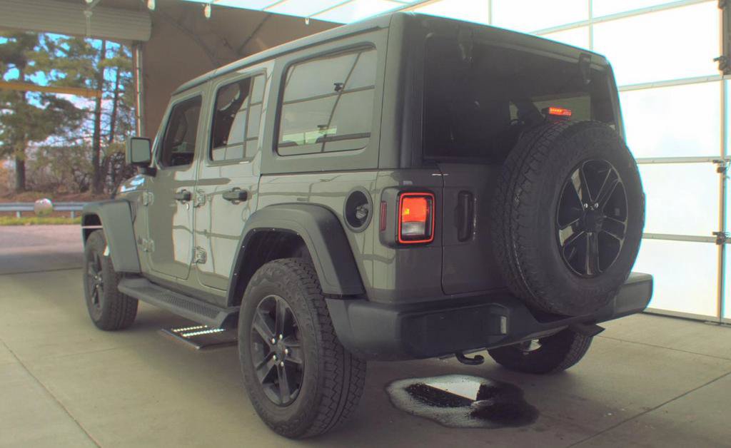 Used 2021 Jeep Wrangler Unlimited Sport AWD/4WD image 5