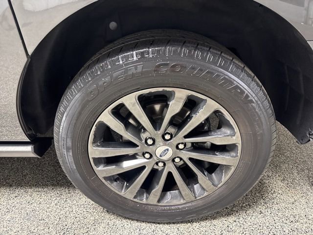Used 2020 Ford Expedition Max Limited image 19