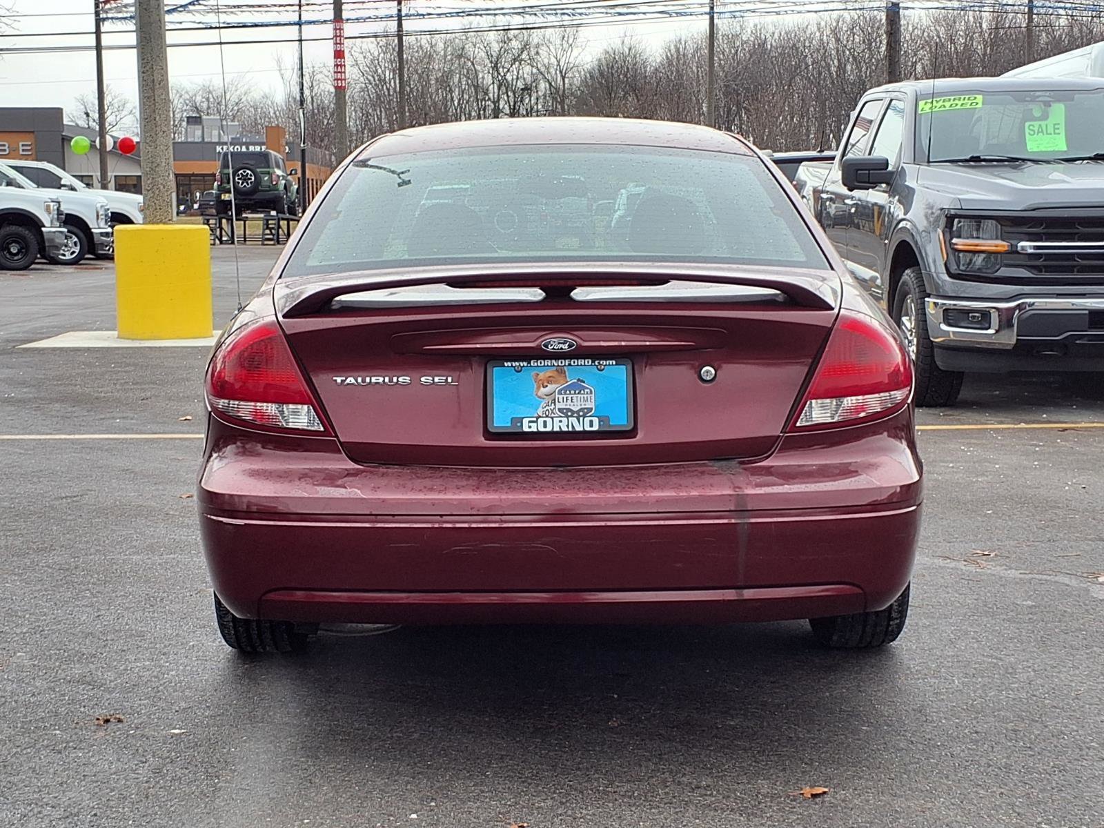 Used 2004 Ford Taurus SEL image 18