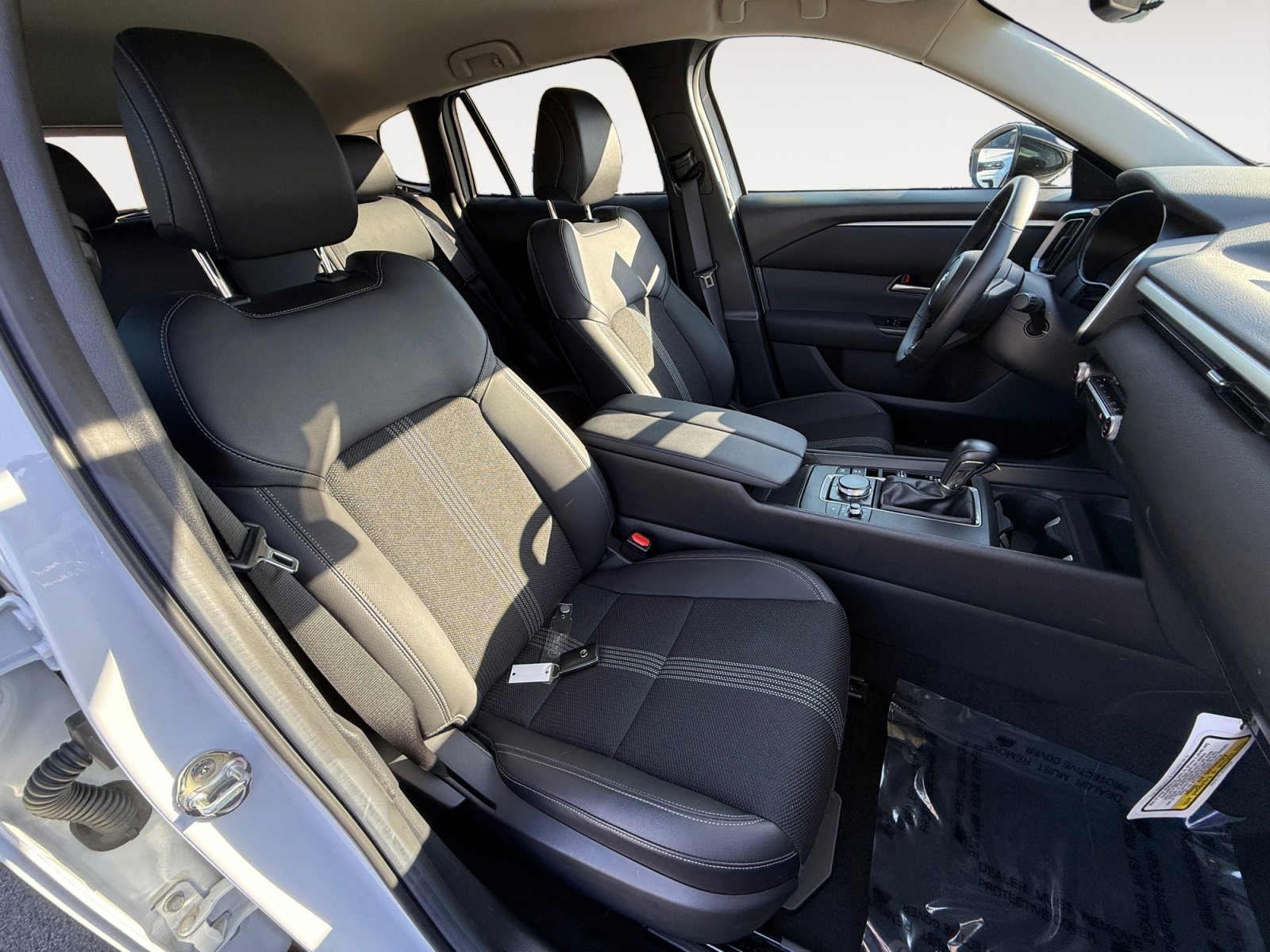 Used 2025 MAZDA CX-50 AWD 2.5 S w/ Accent Package image 19