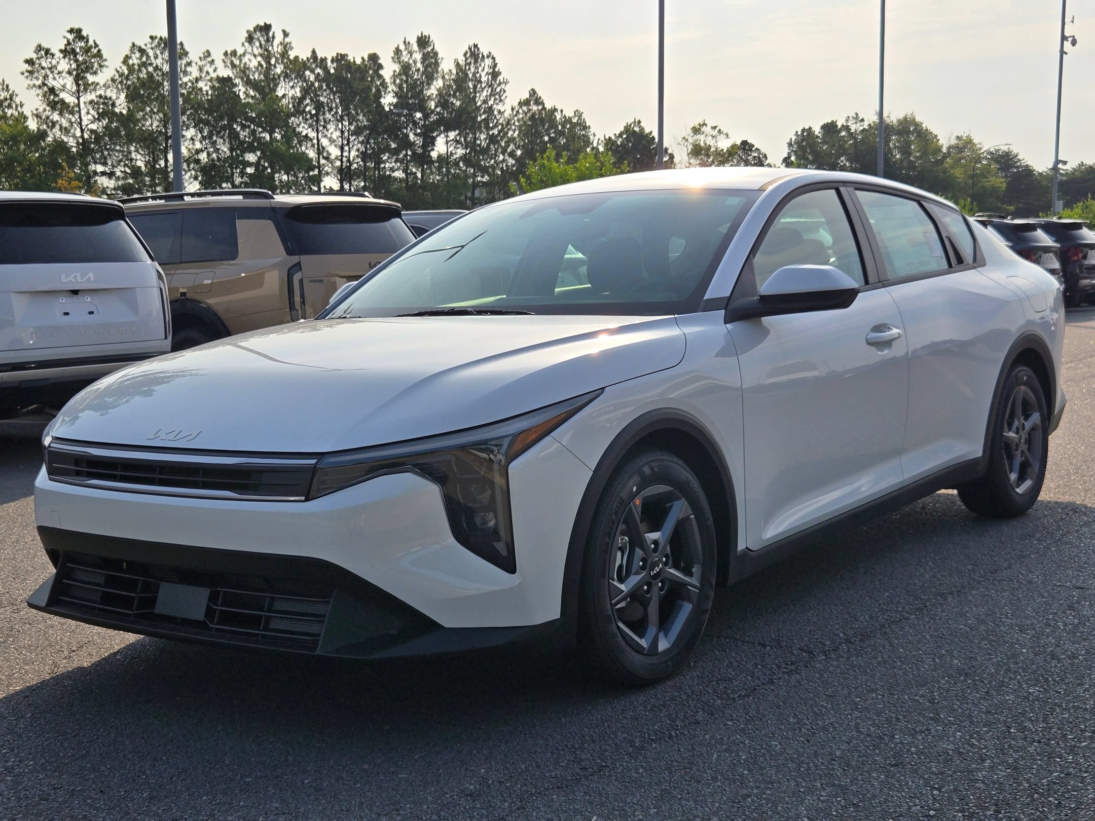 New 2026 Kia K4 FWD image 3