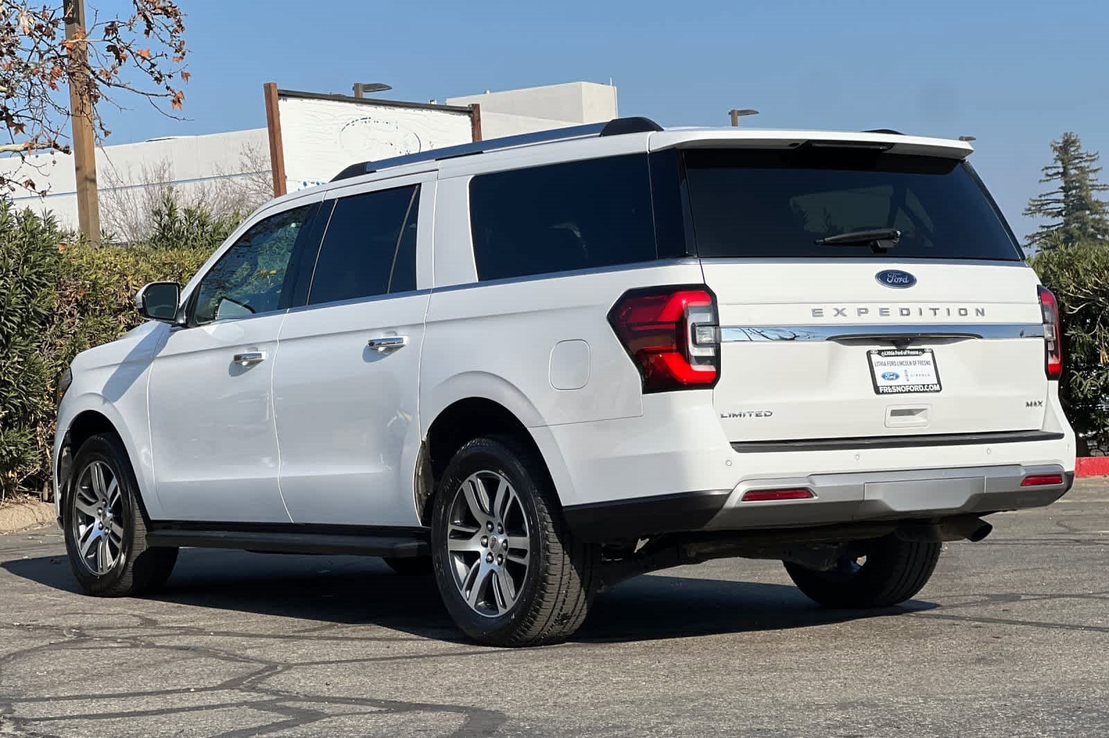 Used 2024 Ford Expedition Max Limited image 6