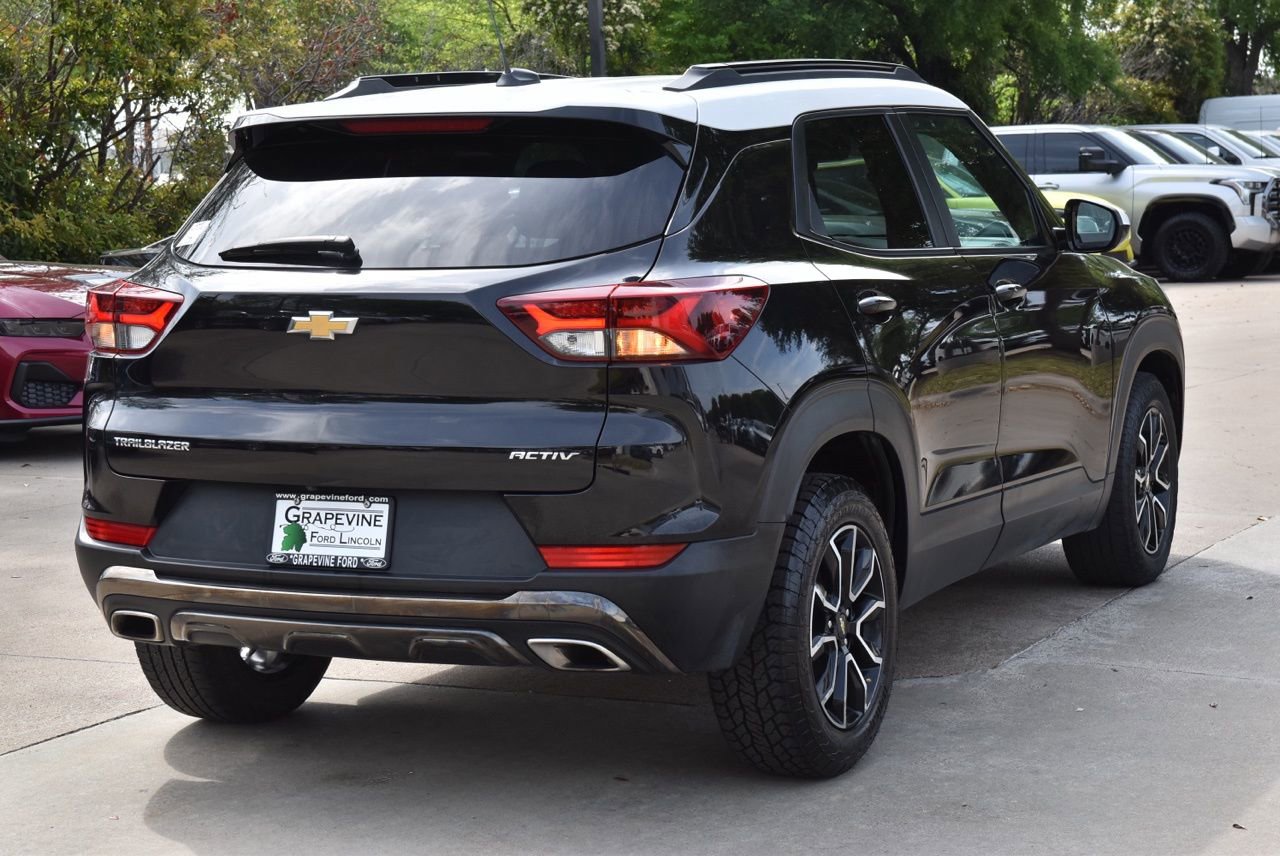 Used 2023 Chevrolet TrailBlazer ACTIV FWD image 8