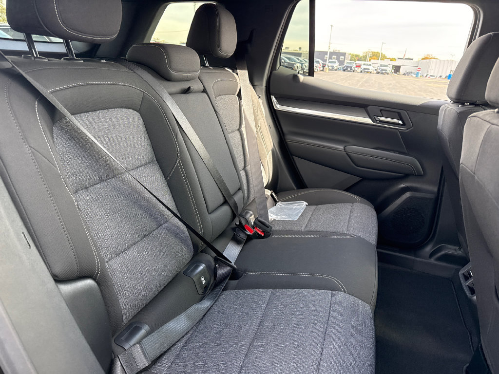 New 2027 GMC Terrain Elevation w/ Black Edition FWD image 34