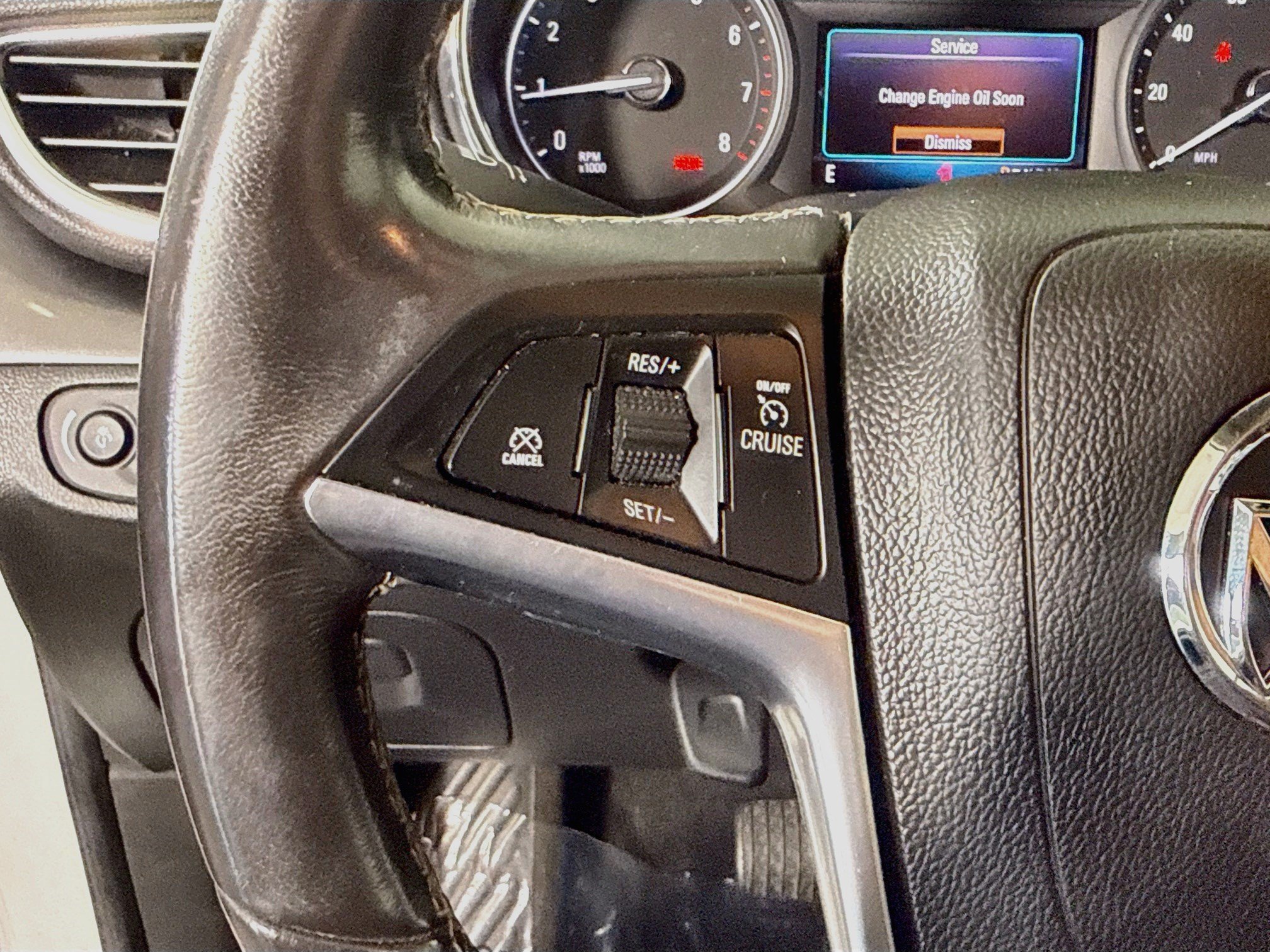Used 2020 Buick Encore Preferred FWD image 14